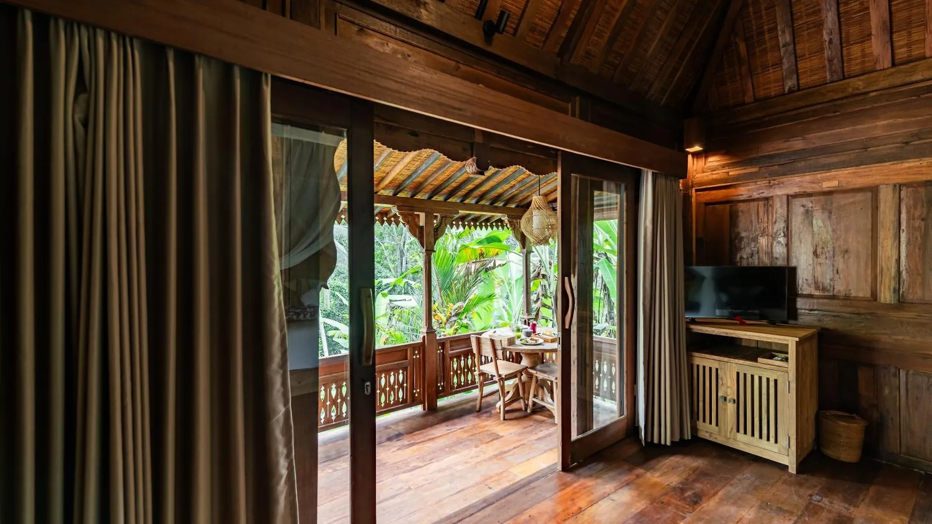 Madani Antique Villas Ubud