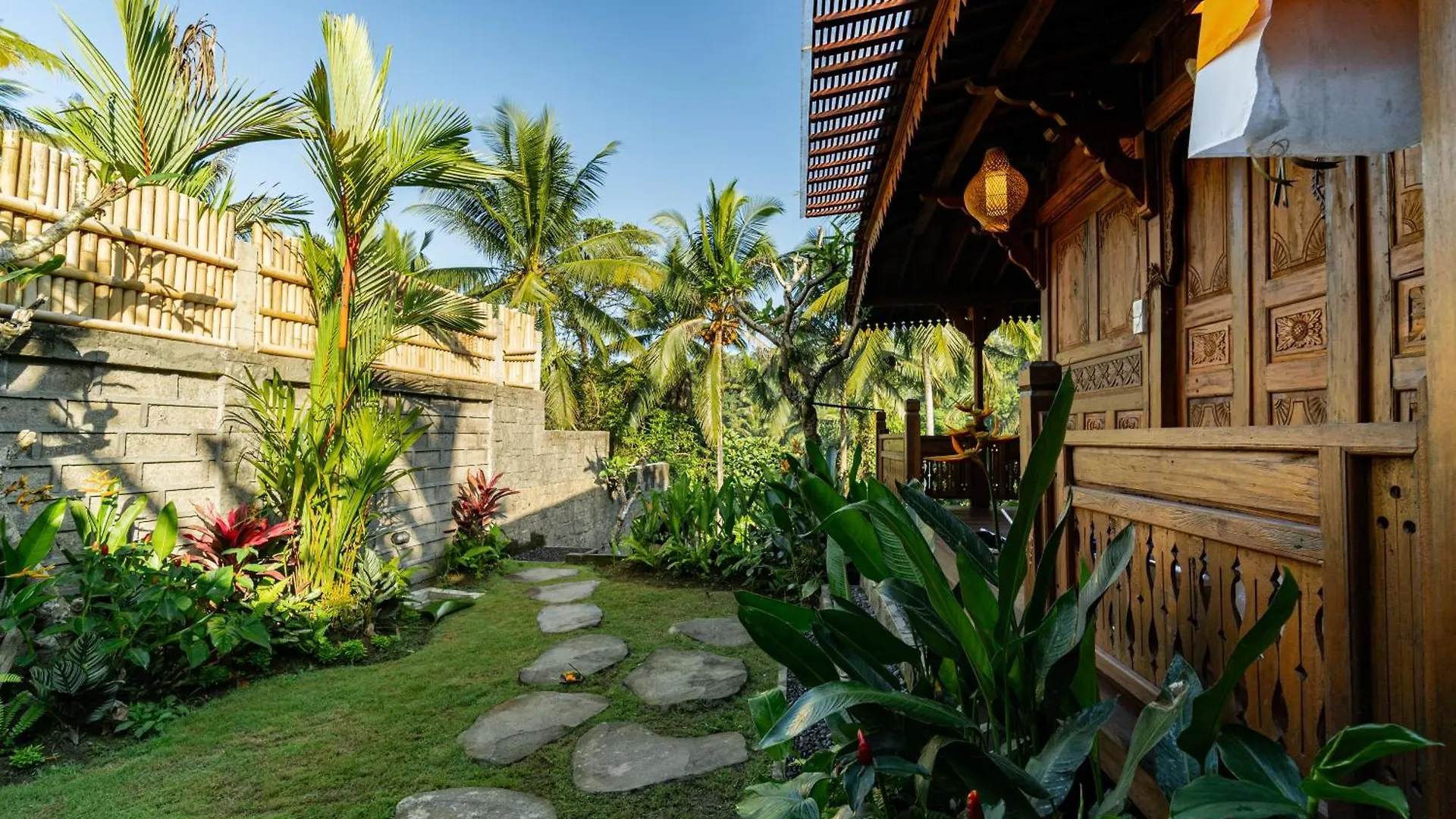 Madani Antique Villas Ubud 0*,