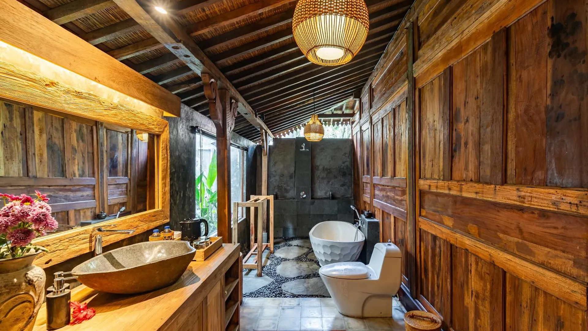 Madani Antique Villas Ubud