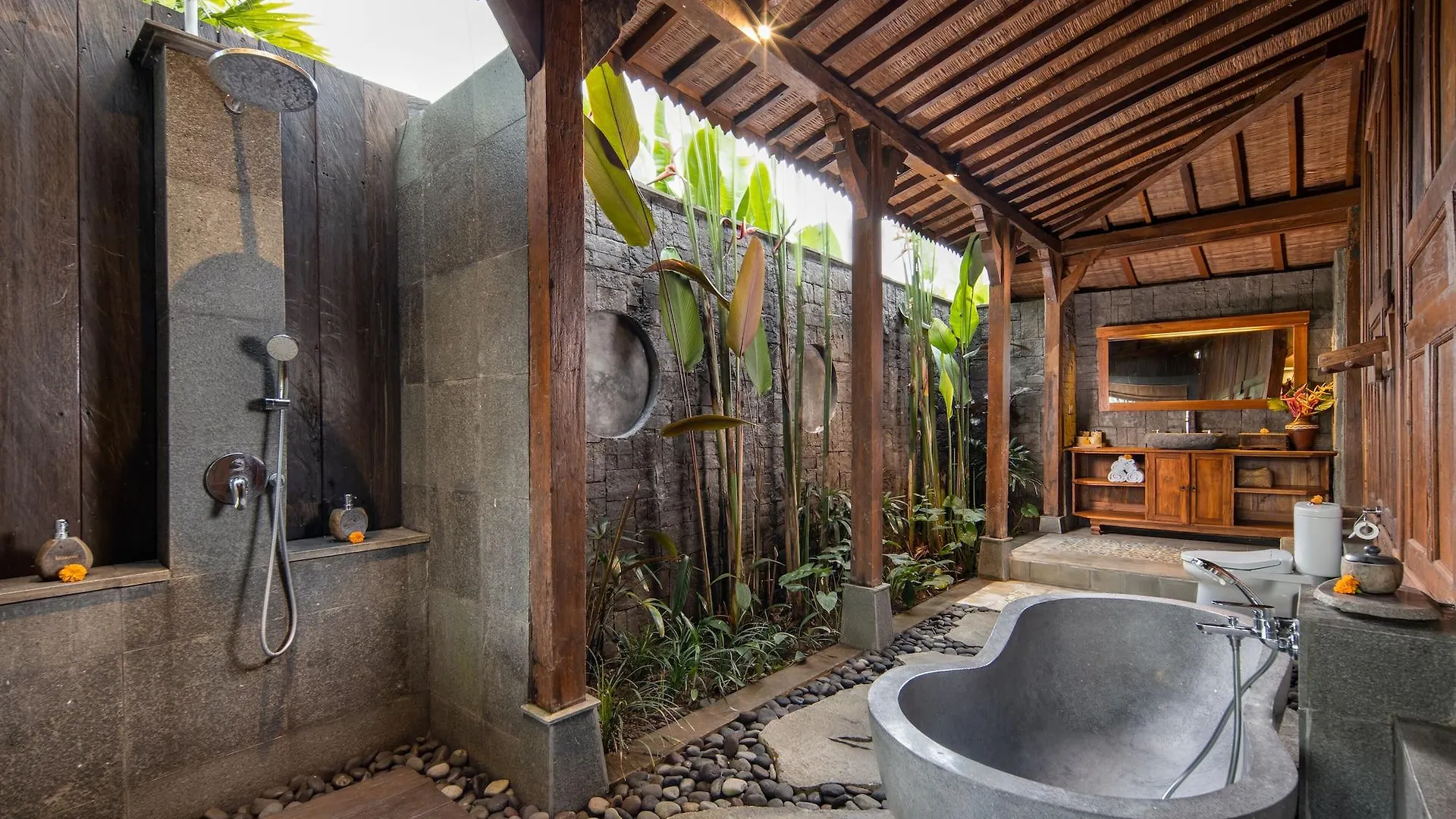 Madani Antique Villas Ubud  Ubud (Bali)