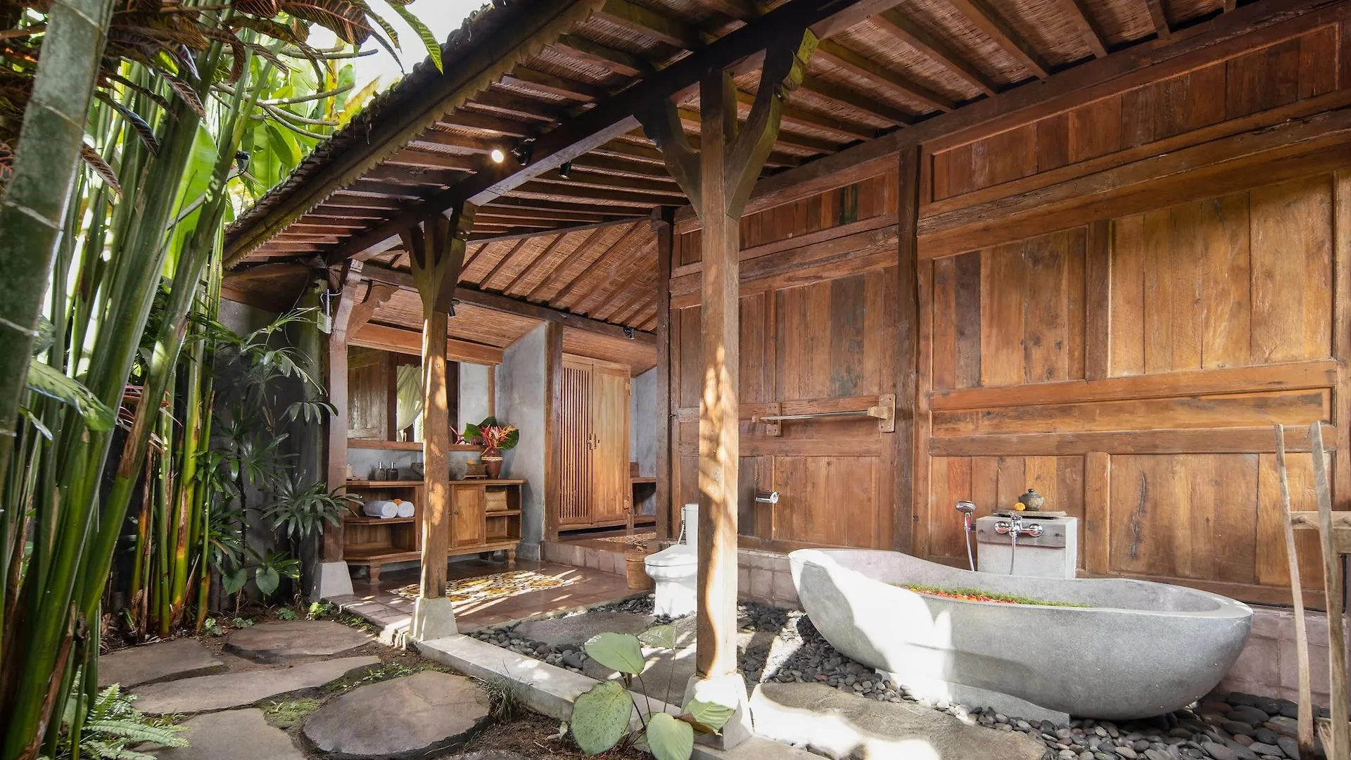 Madani Antique Villas Ubud 0*,