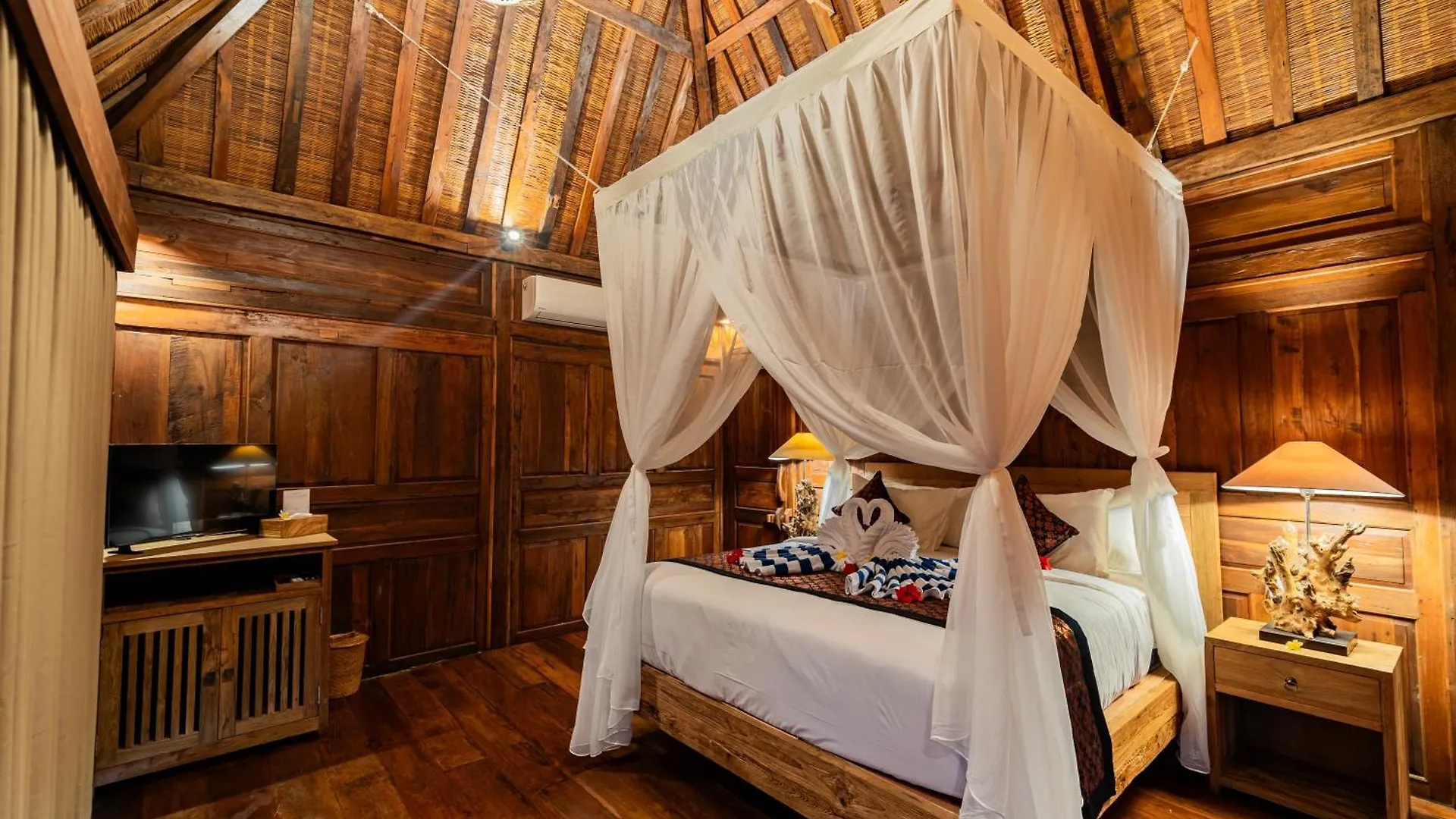 Madani Antique Villas Ubud